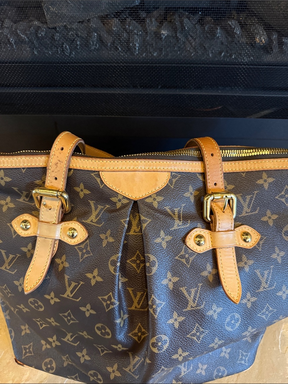 Louis Vuitton Monogram Canvas Tote with Tan Vachetta Trim - Picture 11 of 15